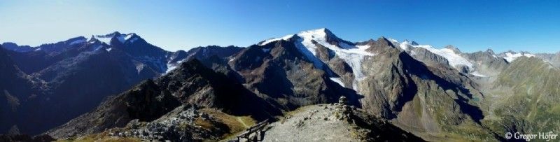 Bergpanorama im Stubaital